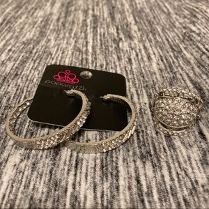 💥FINAL PRICE DROP! Earring and Ring Set